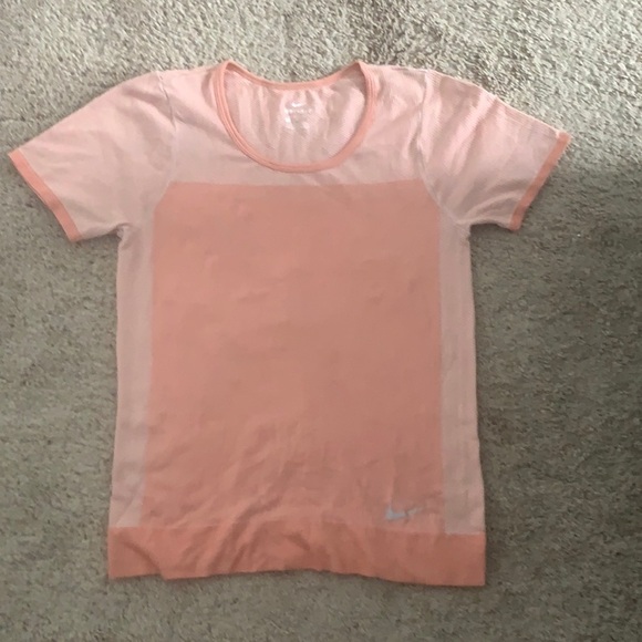 Nike Tops - Nike Dri fit shirt like new